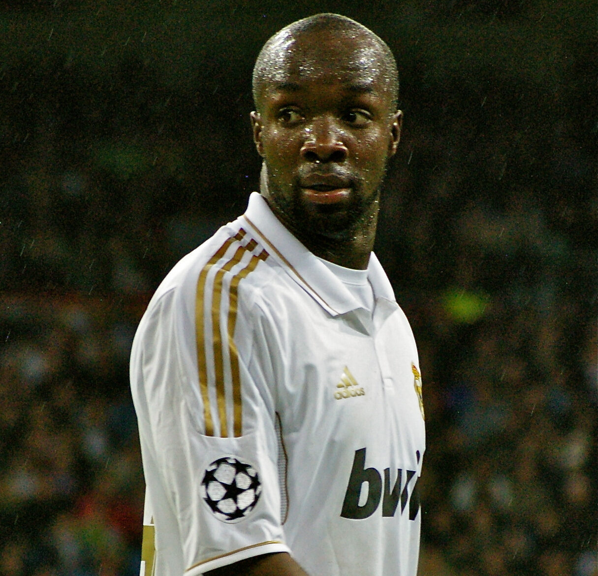 Lassana_Diarra_Champions_League_2011_against_Dinamo_Zagreb_at_Santiago_Bernabeu